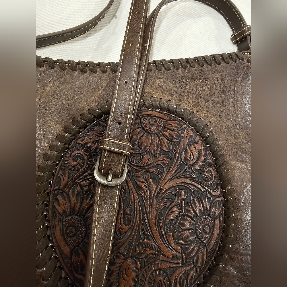 Montana West Tooled Pu Leather Floral Adjustable Crossbody Bag - Picture 9 of 16
